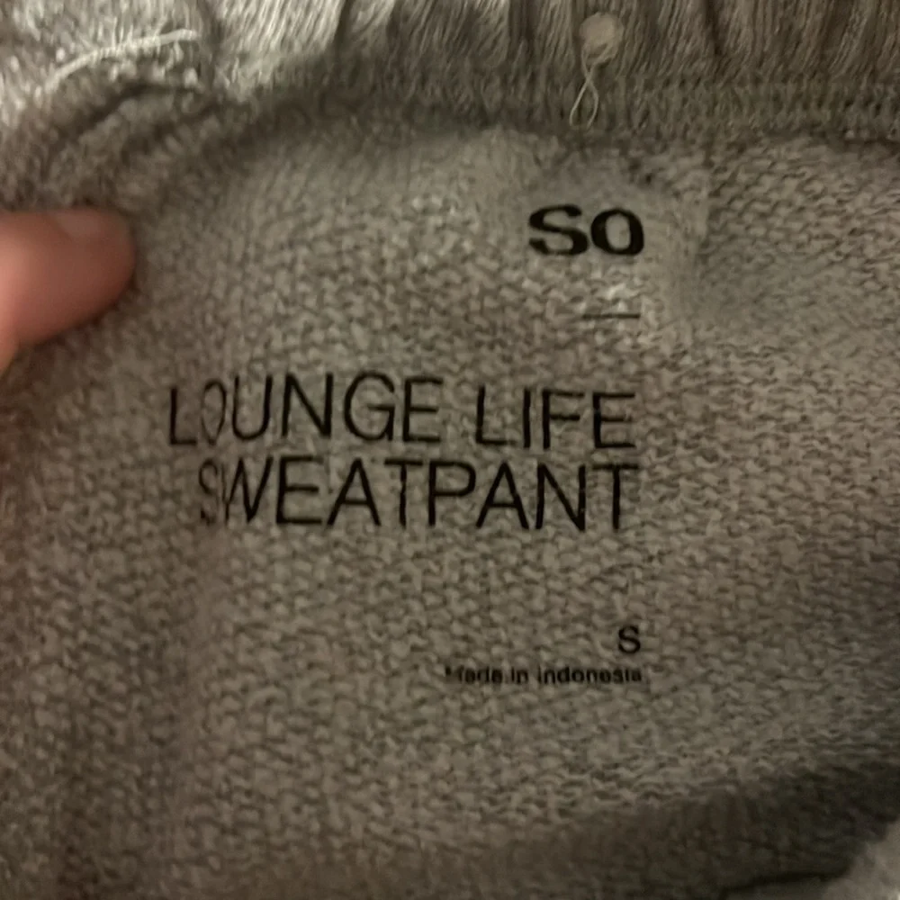 Kohls - Picture 2 of 2